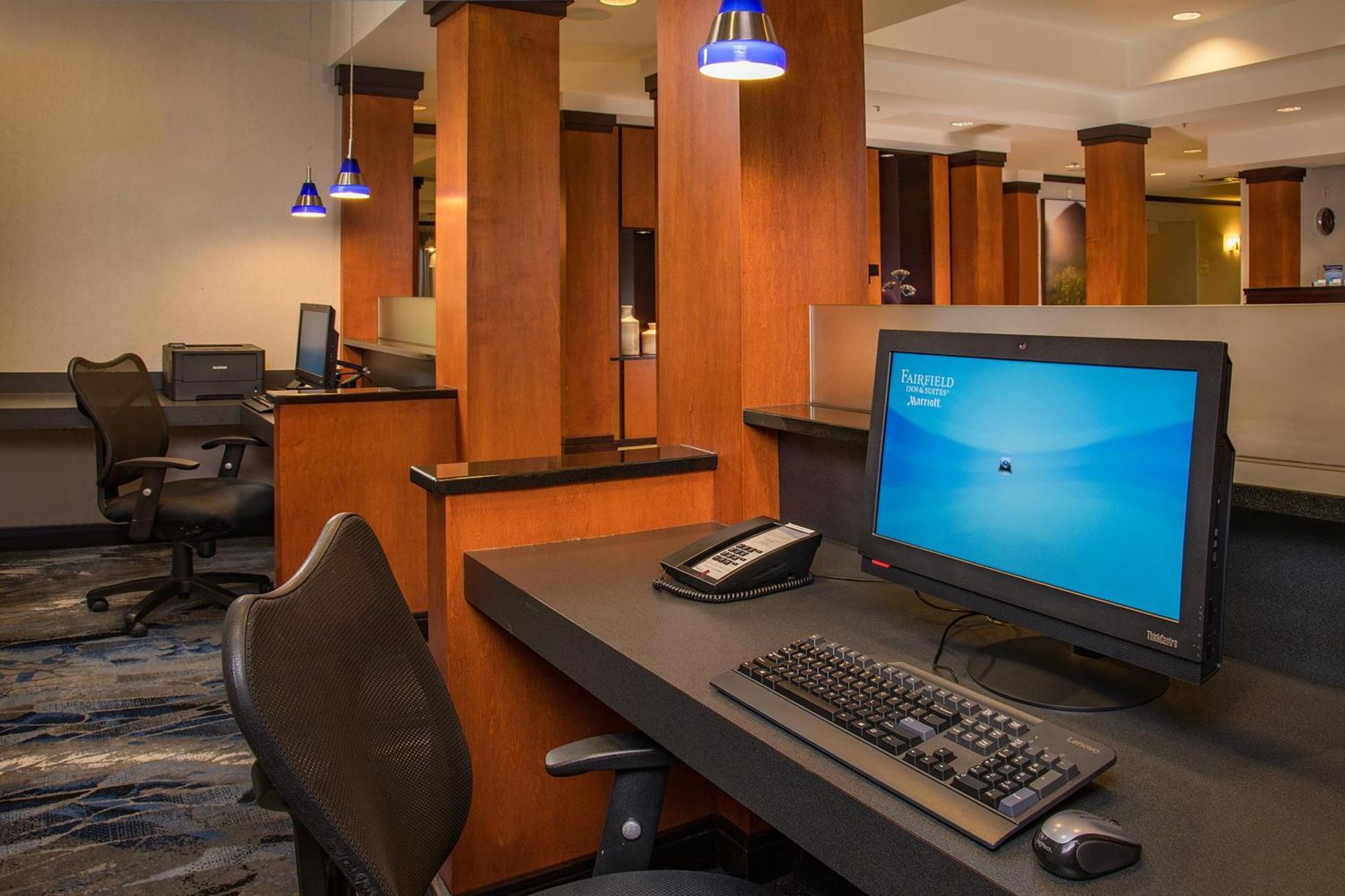 Fairfield Inn And Suites By Marriott Harrisonburg Exteriör bild